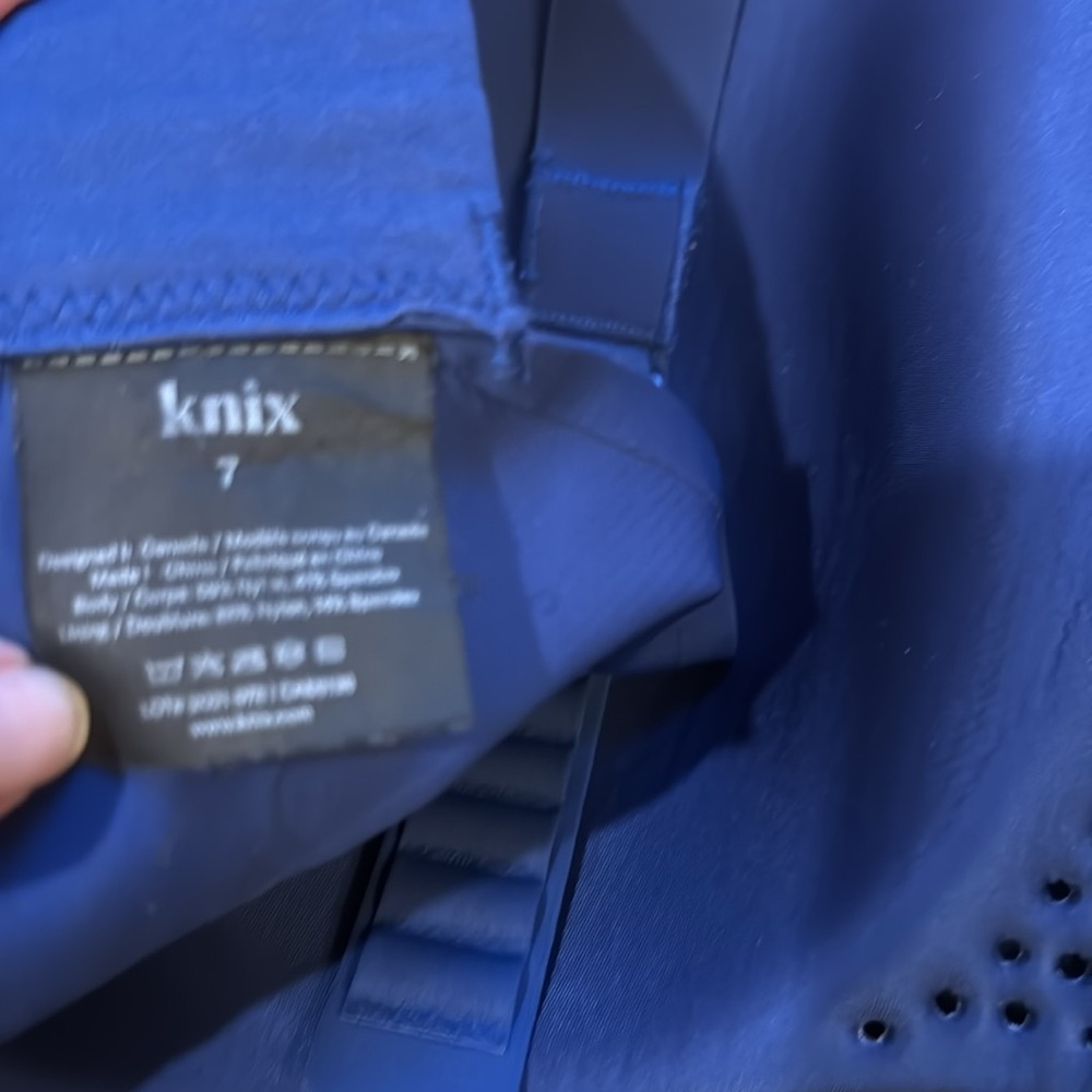 Knix Catalyst Sports Bra - Picture 3 of 3